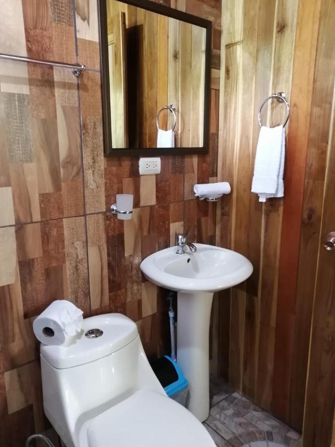 Arenal Rustic Lodge Alajuela Esterno foto
